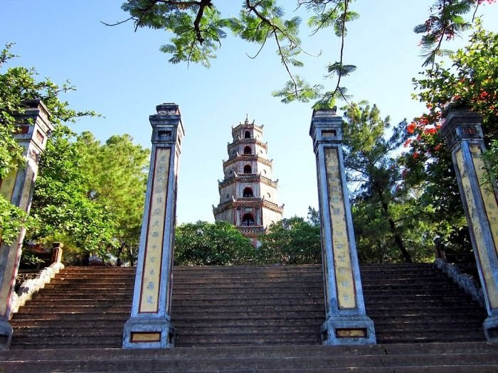 Tháp Phước Duyên - Biểu tượng chùa Thiên Mụ