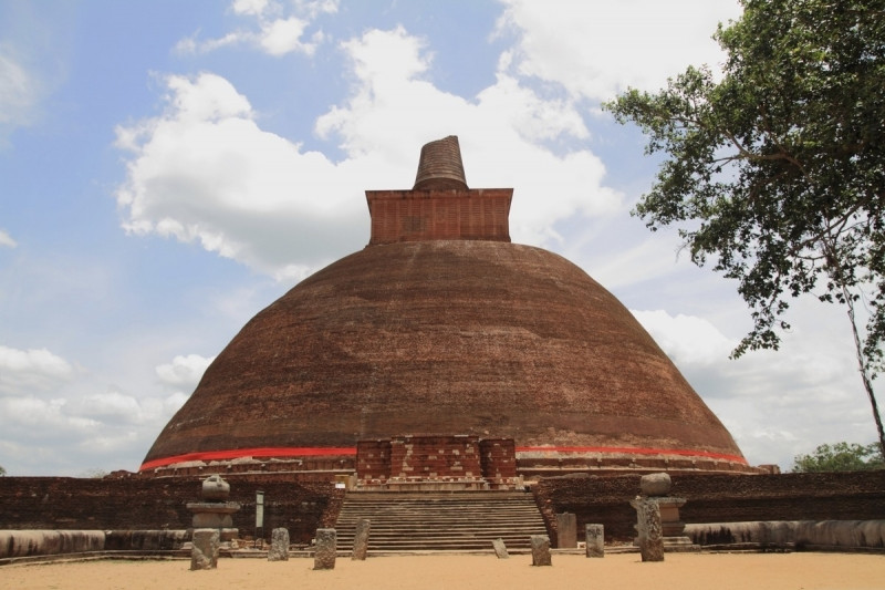 Tháp Jetavanaramaya - Sri Lanka.