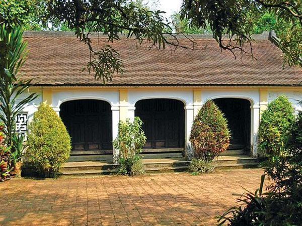 Những ngôi nhà cổ kiến trúc thuần Việt làm nên bản sắc làng cổ Lộc Yên