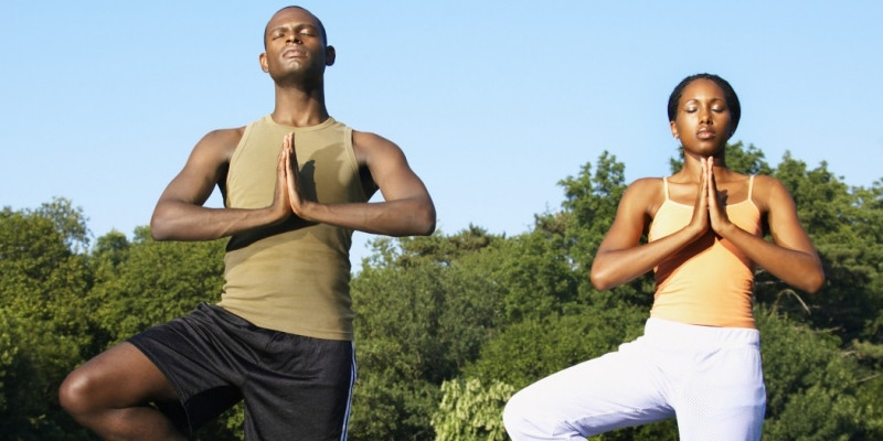 Tập yoga giúp năng cao sức khoẻ giảm nguy cơ mắc bệnh ung thư đại tràng