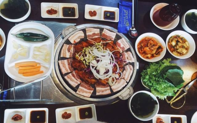 Những món ăn hải sản ở Octobar - Nhà Hàng Bạch Tuộc Hàn Quốc - Royal City