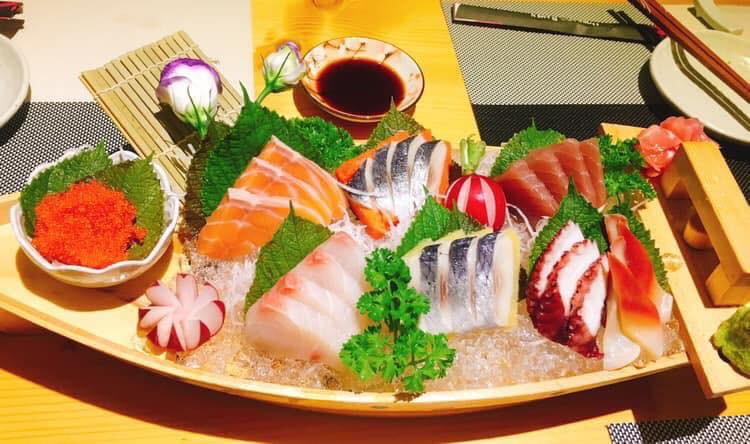 Tại Tokyo Sachi thực khách không chỉ được thưởng thức những món ăn tươi mới, hấp dẫn mà còn được tìm hiểu, cảm nhận nền văn hóa đậm đà bản sắc của đất nước mặt trời mọc