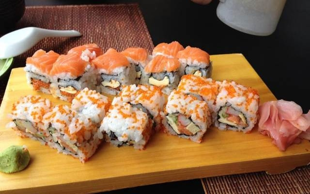 Những món sushi được trang trí bắt mắt