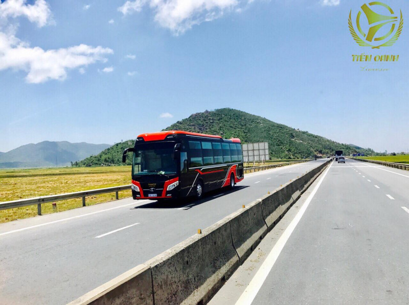 Tiến Oanh Limousine