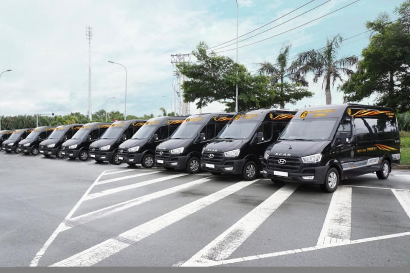 Hạ Long Limousine