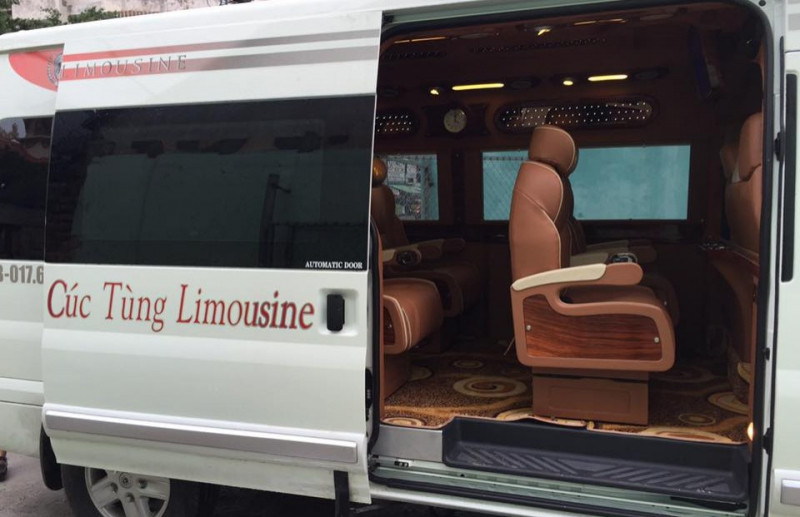 Cúc Tùng Limousine