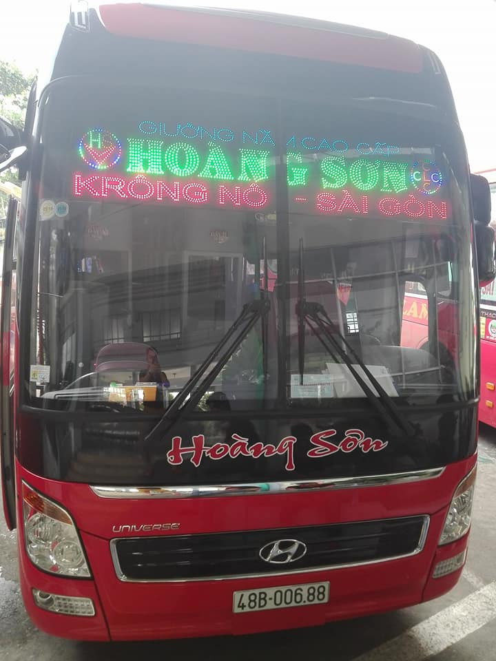 Nhà xe Hoàng Sơn