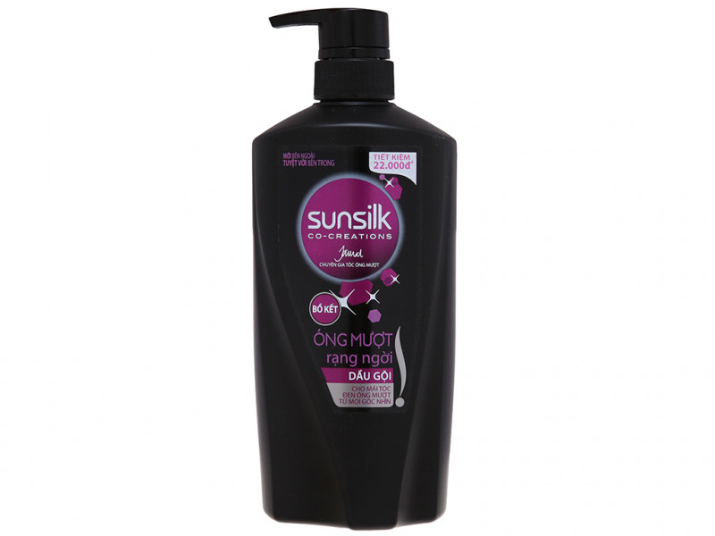Sunsilk có nhiều dòng sản phẩm đa dạng nhưng nổi bật nhất vẫn là Sunsilk bồ kết với hương thơm nồng nàn và đơn giản, phù hợp với mọi loại tóc và được cả nam giới ưa chuộng.