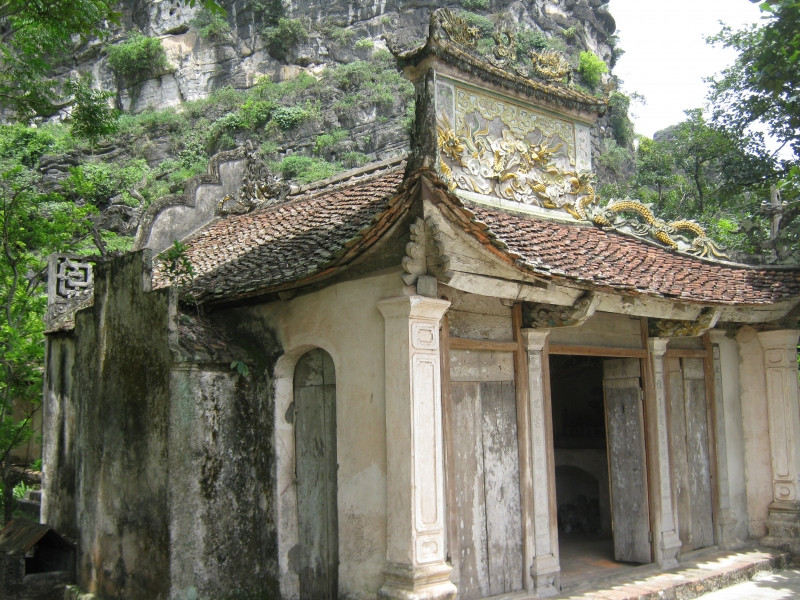 Chùa Duyên Ninh nổi tiếng là nơi cầu duyên, cầu tự ở Ninh Bình
