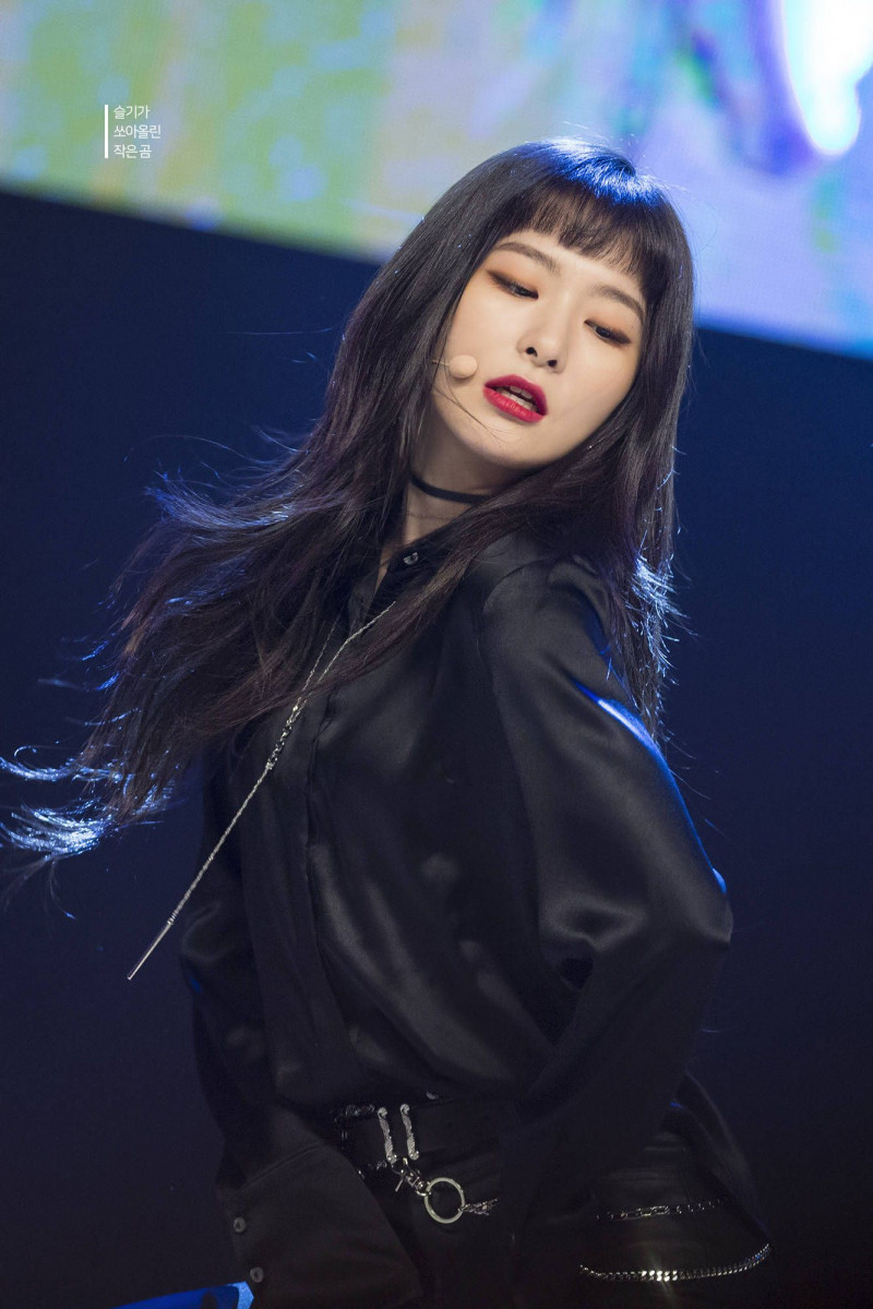 Kang Seulgi (Red Velvet)