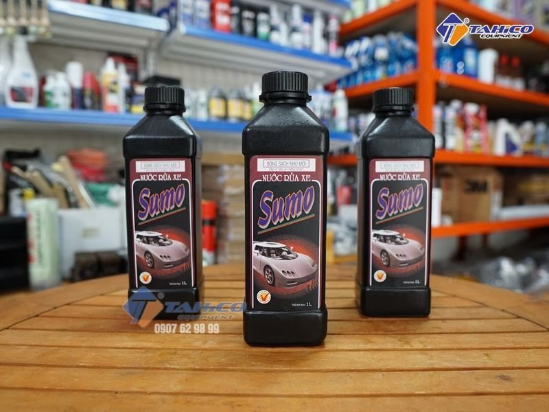 Nước rửa xe Sumo