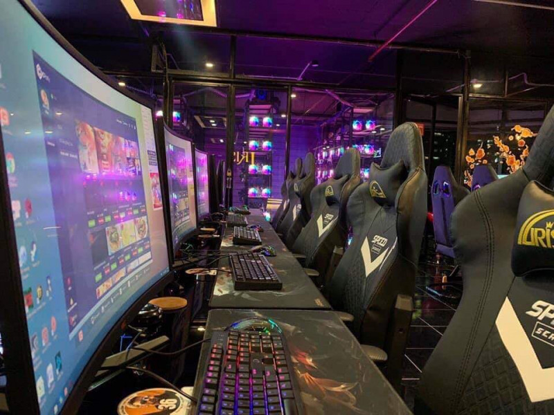 IRIS Gaming Lounge