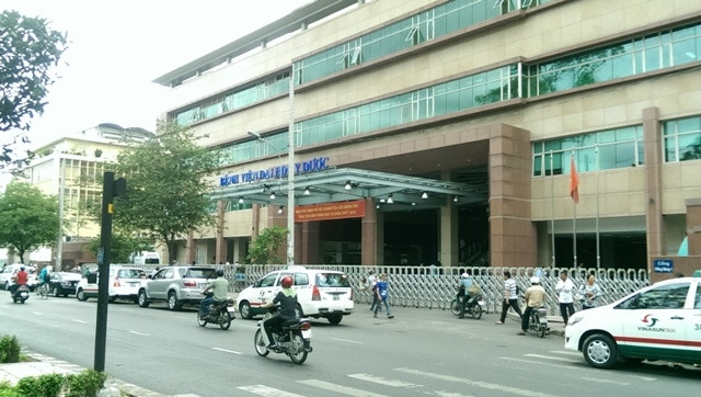 Bệnh viện Đại học Y Dược Thành phố Hồ Chí Minh nhìn từ bên ngoài