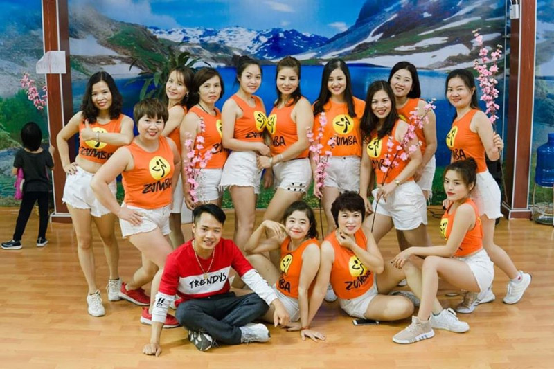 Các học viên tại Volcano Yoga - Zumba & Dance Studio