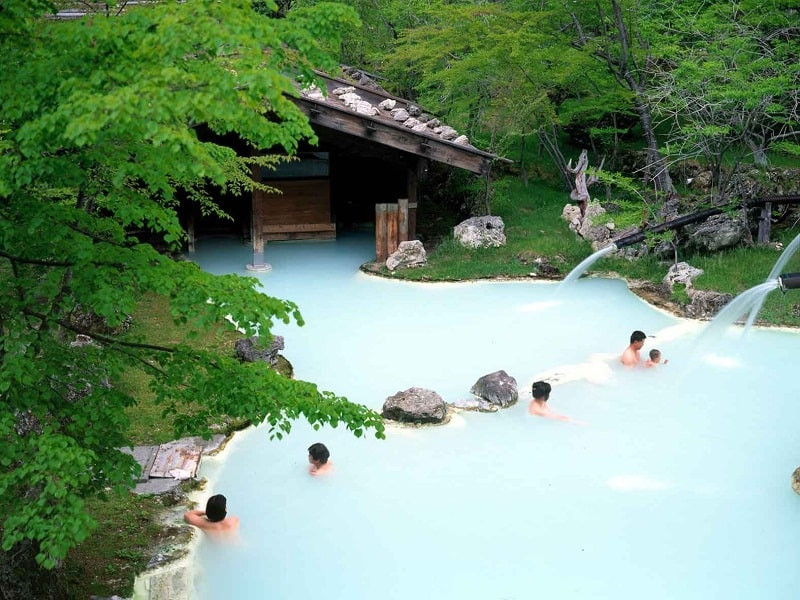 Tắm chung kiểu Nhật Bản