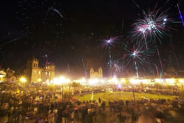 Quang cảnh lễ hội đón mừng năm mới ở Peru.