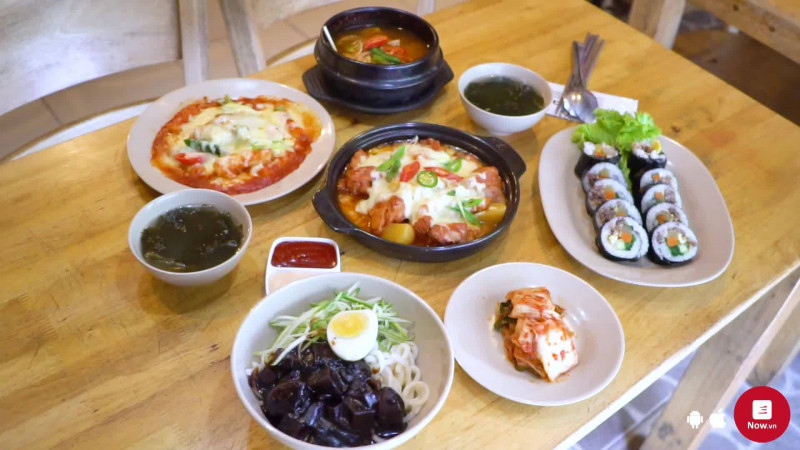 Kimbap FC - Món ăn Hàn Quốc