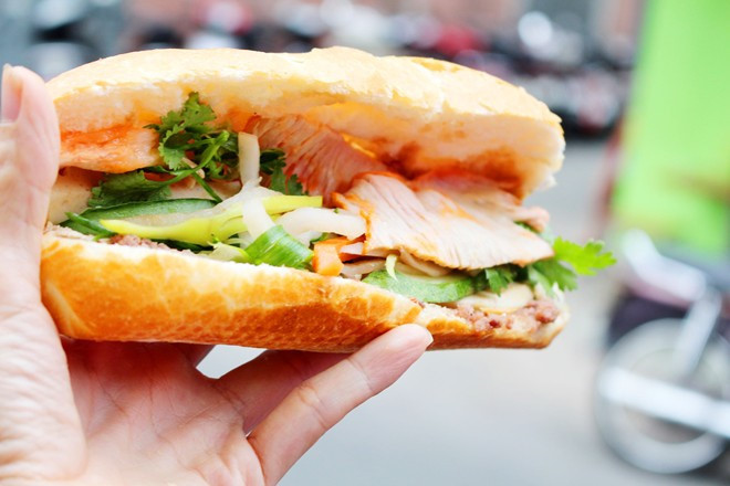 Bánh mì Bảy Hổ tuy nhỏ nhưng ăn rất đã miệng