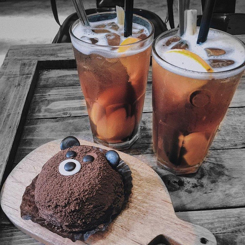 Bánh gấu chocolate - Aroi Desert Cafe