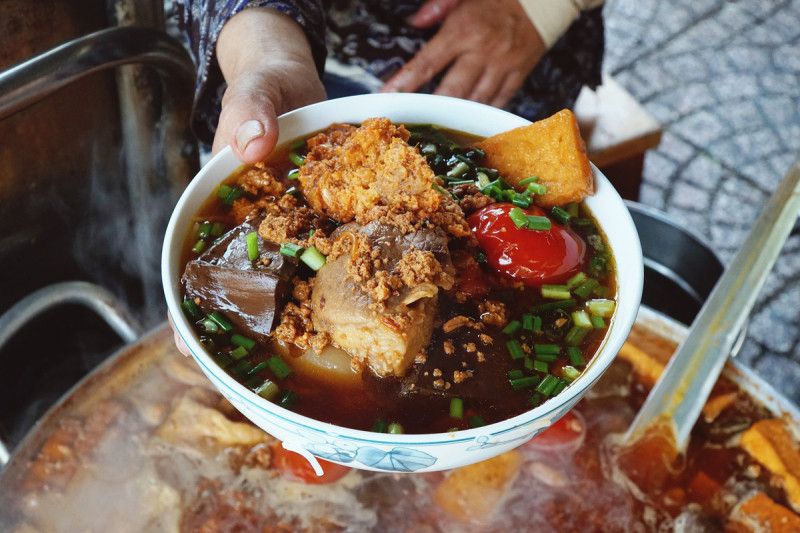 Bún riêu Nga - Ngô Mây