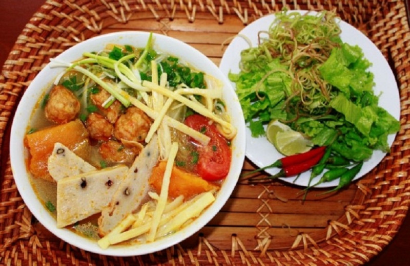 Bún chả cá - món ăn nức tiếng tại Đà Nẵng