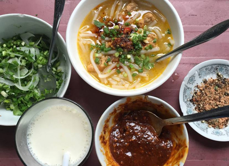 Bánh Canh Cua - Nguyễn Chí Diểu