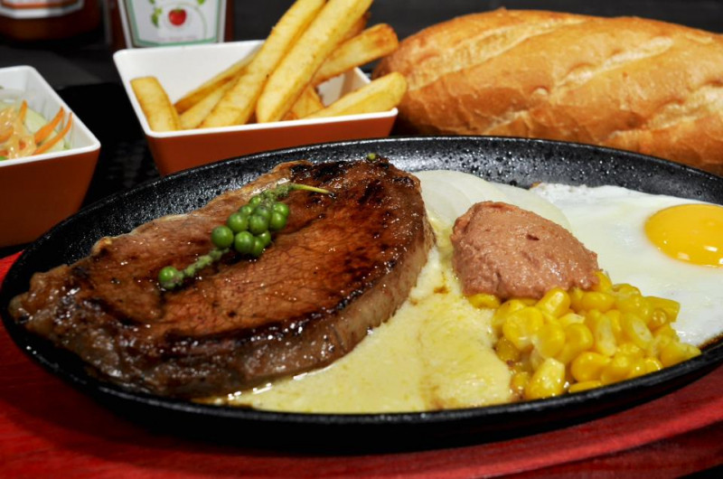 Beefsteak- món ăn luôn được ưa chuộng ở Bò sinh đôi