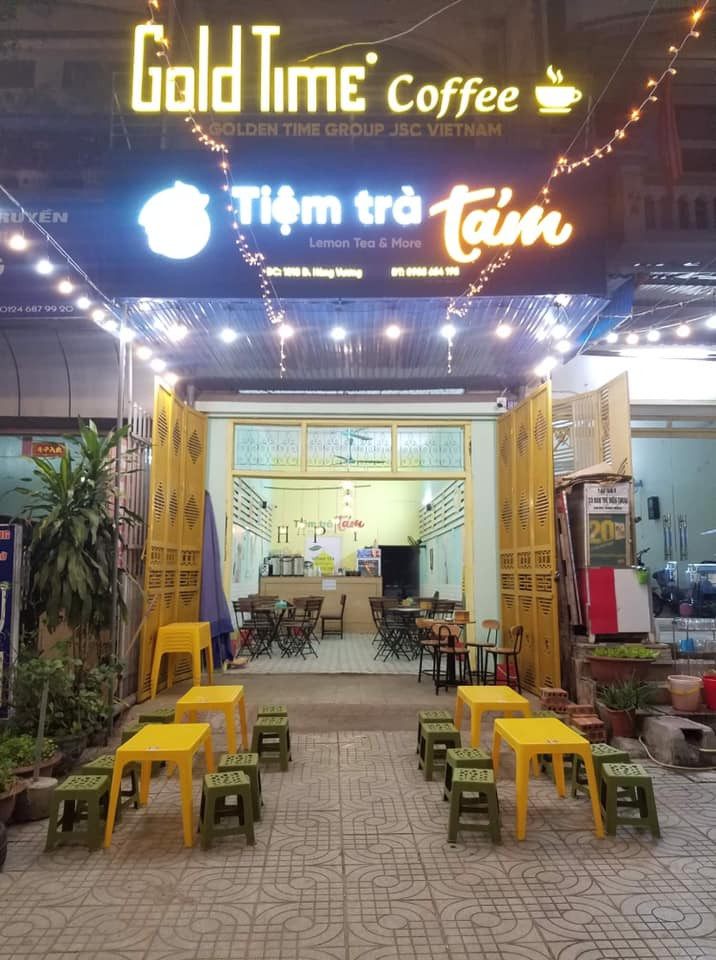 Tiệm trà Tám