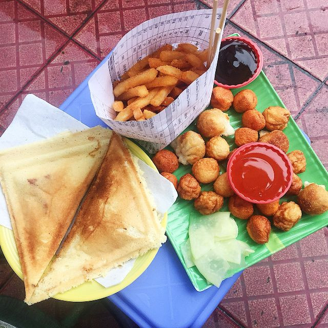 Trà Chanh Hotdog Hàng Xanh