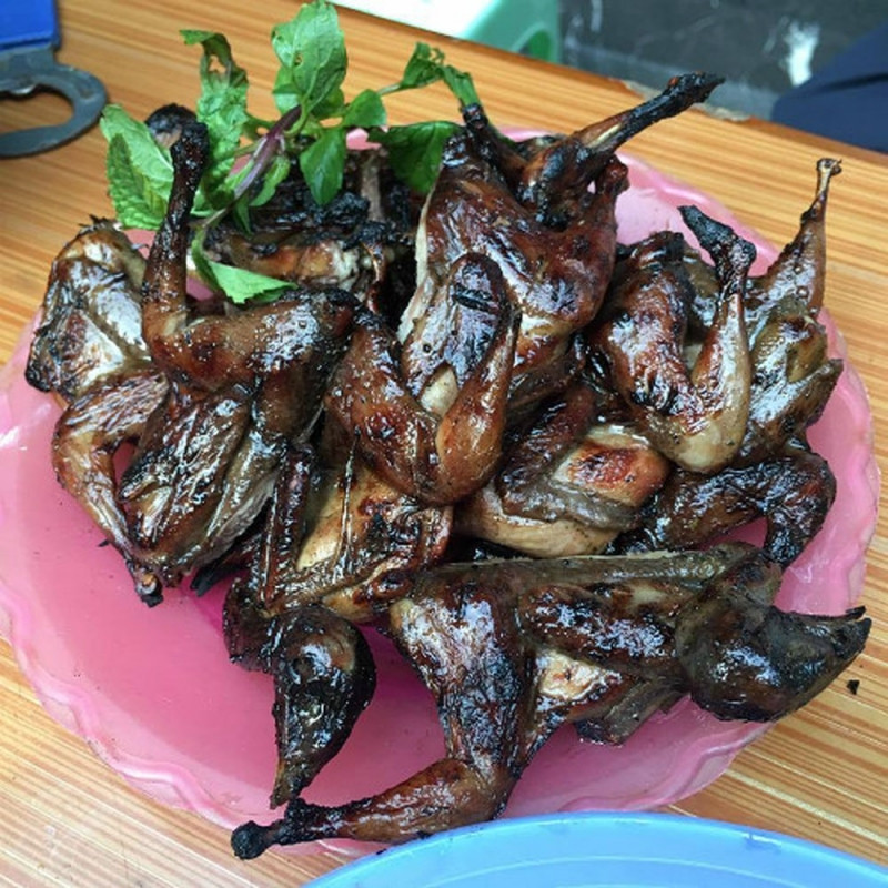Món chim cút nướng hấp dẫn tại Phú Yên