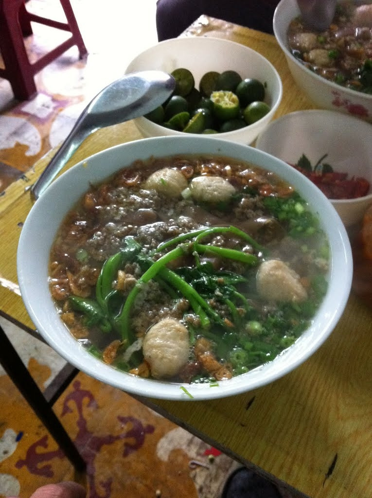 Bánh đa cua Hương Béo nổi tiếng tại Hàng Kênh