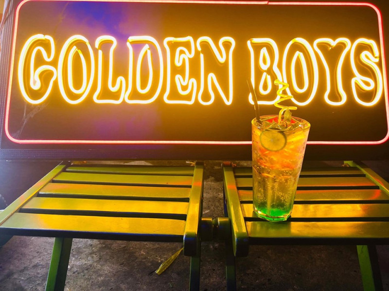 ﻿Bia Sệt Golden-Boys