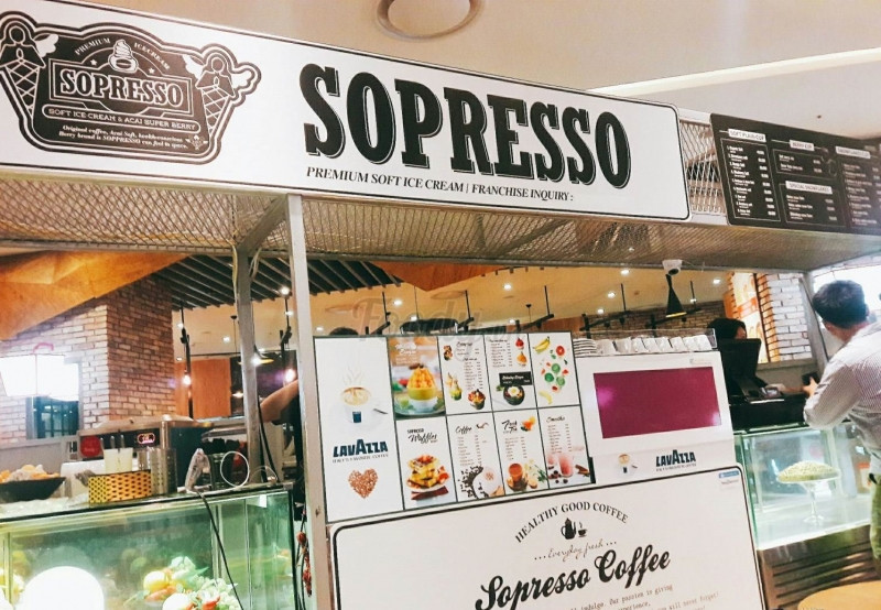 Không gian tại Sopresso - Fresh Fruit & Milk Soft Ice Cream