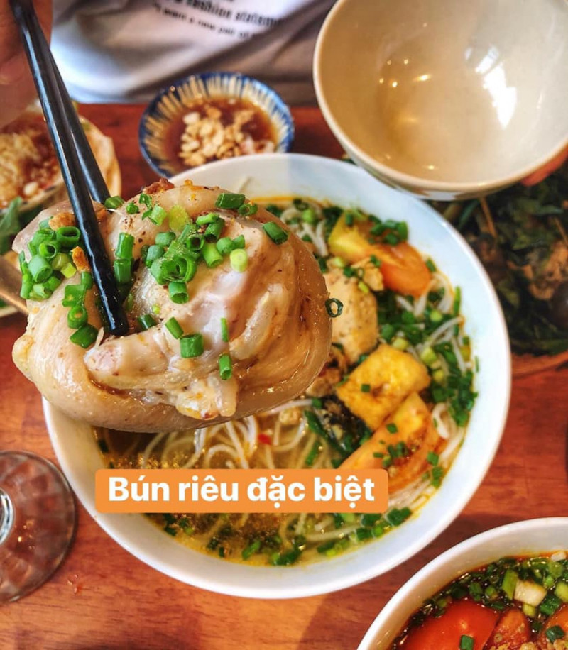 Bún riêu tại đây ăn vào thời điểm nào cũng thích hợp