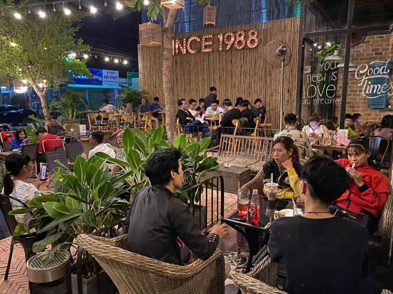 Since 1988 café Tây Ninh