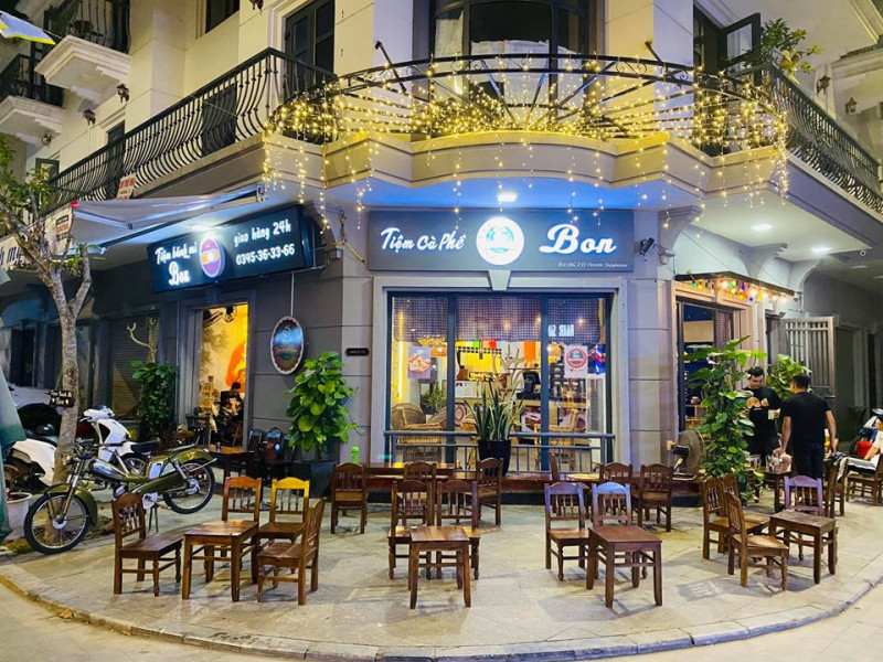 Tiệm Cà Phê Bon