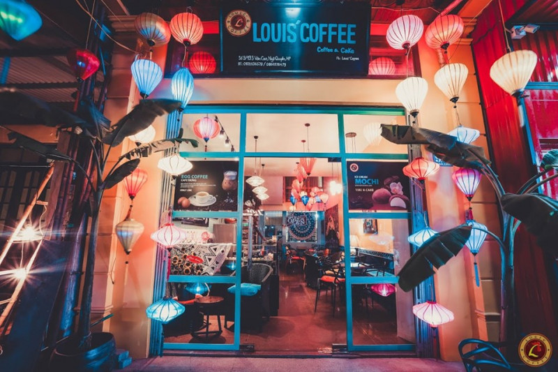 Đến với Louis' Coffee ngỡ như đến Hội An thu nhỏ tại Hải Phòng
