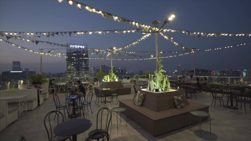 Trill Rooftop Café được xem là một trong những quán cà phê “hot” nhất ở Hà Nội