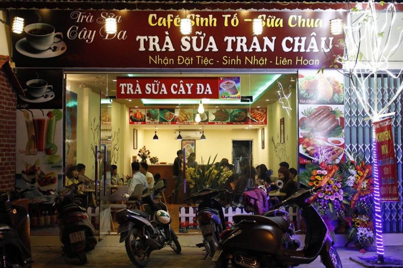 Quán trà sữa Cây đa