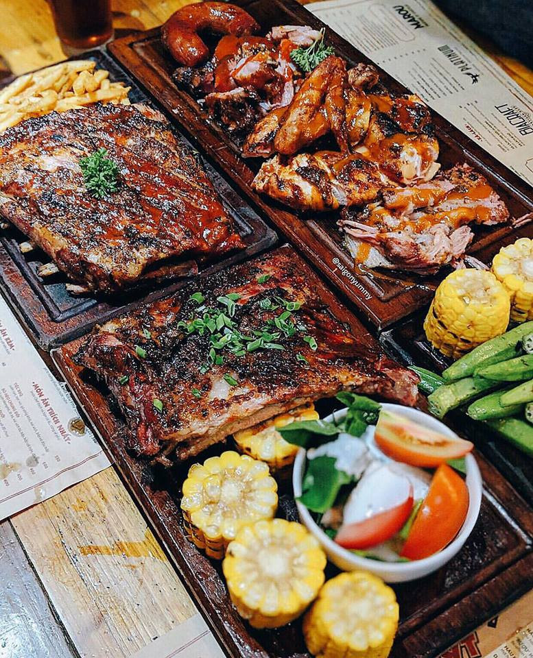 Quán Ụt Ụt chuỗi nhà hàng BBQ theo phong cách Mỹ tại Thành phố Hồ Chí Minh
