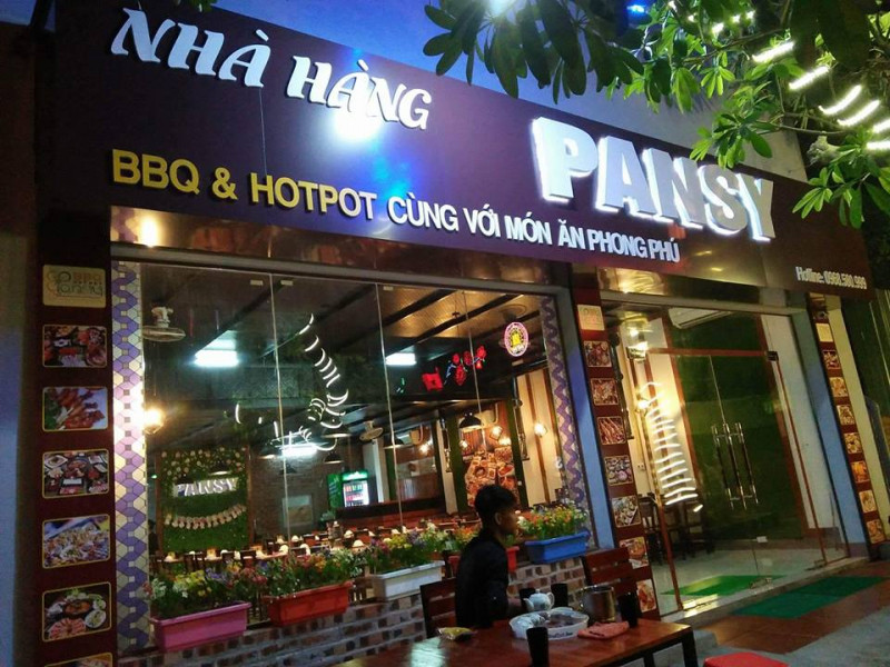 Pansy BBQ & Hotpot Việt Trì có không gian sang trọng , rộng rãi.