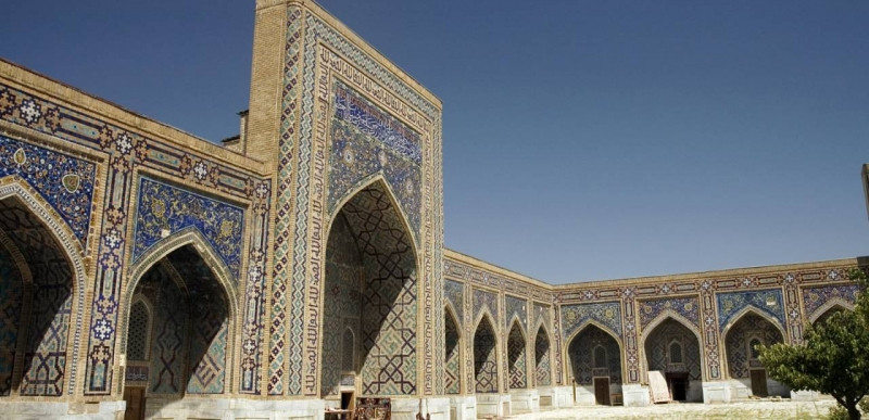 Uzbekistan đã hủy bỏ các buổi hòa nhạc và các hoạt động kỷ niệm lễ tình nhân (Nguồn: Sưu tầm)