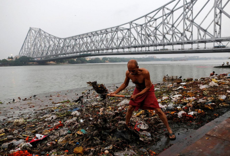Nhiều con sông ở Ấn Độ đang bị chết dần.﻿