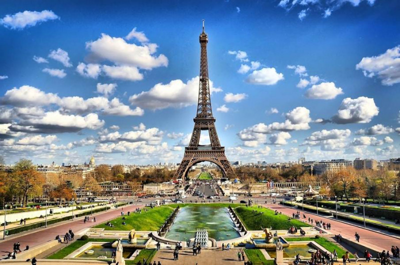 Pháp là quốc gia thu hút nhiều khách du lịch nhất thế giới