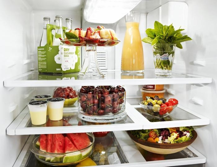 Nên phân loại đồ ăn để sắp xếp phù hợp trong tủ lạnh