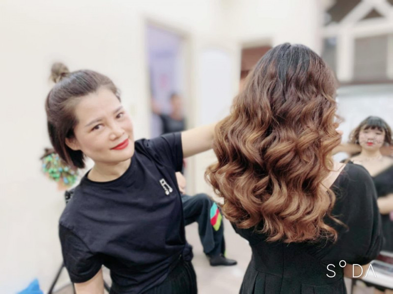 Salon Thu Hường cam kết mang đến cho quý khách hàng những sản phẩm, dịch vụ tốt nhất và hiệu quả nhất