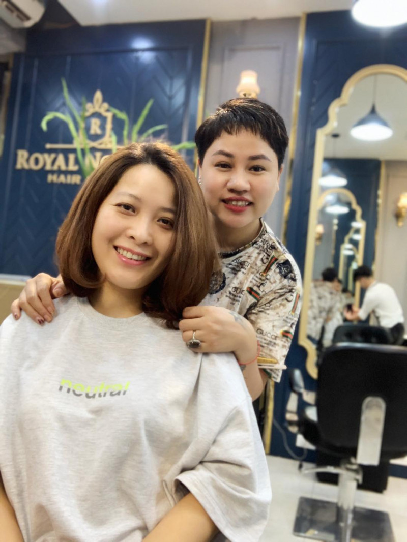 Royal Nguyễn Hairstylist