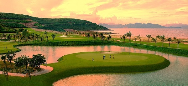 Khung cảnh tại Vinpearl Golf không còn gì tuyệt bằng