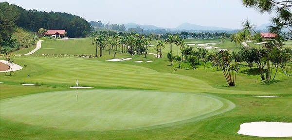Khung cảnh tại Trang An Golf & Country Club