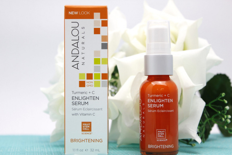 Andalou Naturals Turmeric + C Enlighten Serum cũng là một sản phẩm chăm sóc da nổi tiếng với sự góp mặt của nghệ trong bảng thành phần.